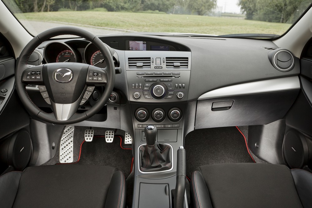 Mazda3 — интерьер, фото 1