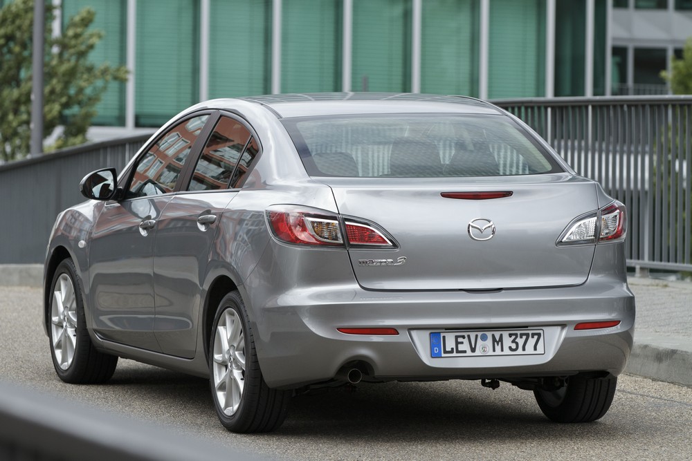 Mazda3 — экстерьер, фото 5