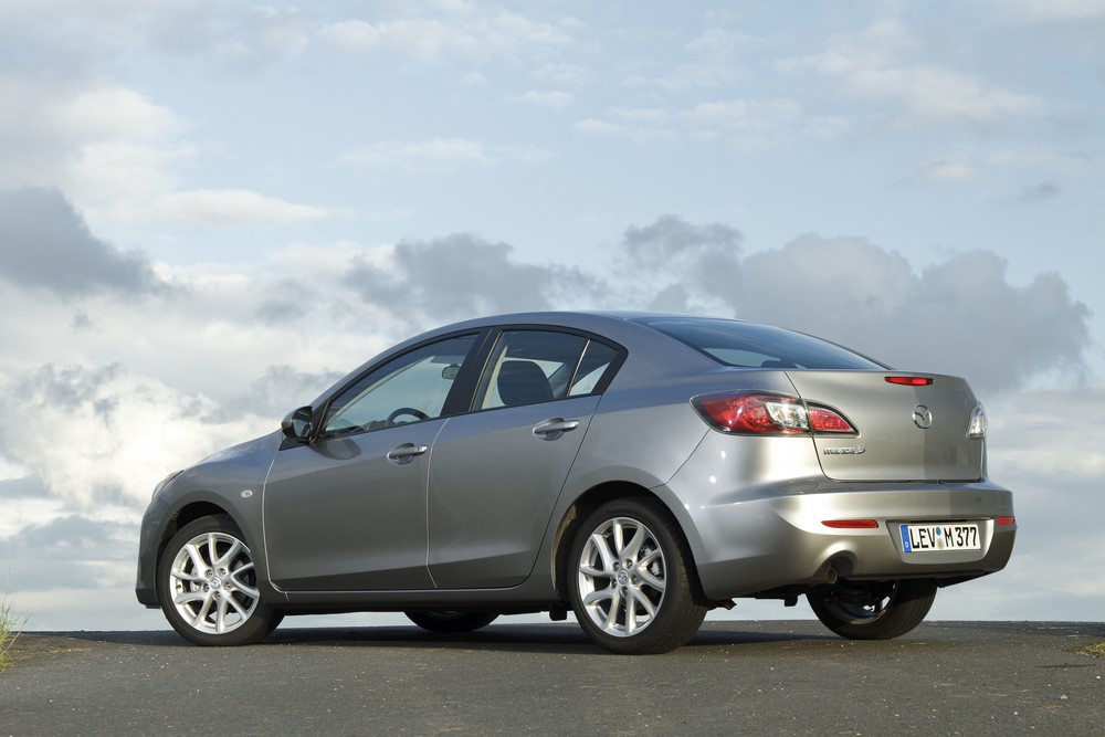 Mazda3 — exterior, photo 2