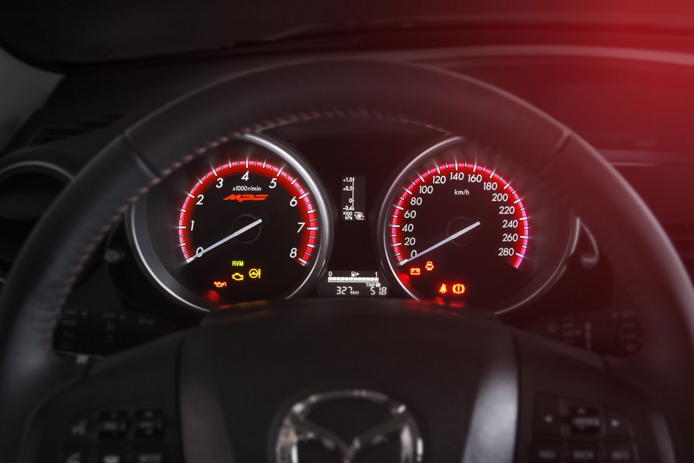 Mazda3 MPS 2012 — интерьер, панель приборов, фото