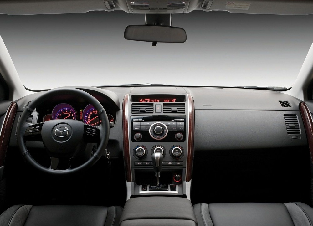 Mazda CX-9 (2007) — интерьер, фото 1