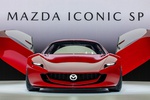 Mazda запатентовала спорткар с дверями типа «крыло бабочки»